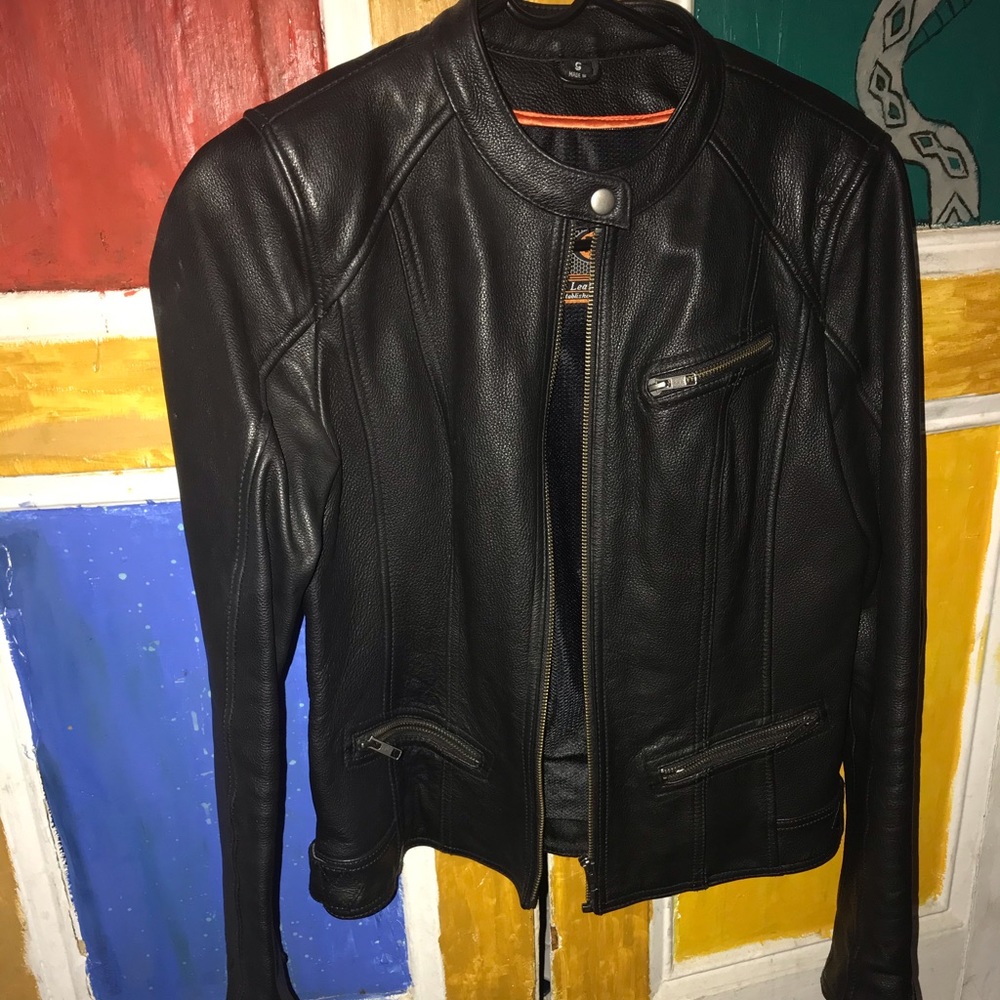 First gear women’s small leather jacket